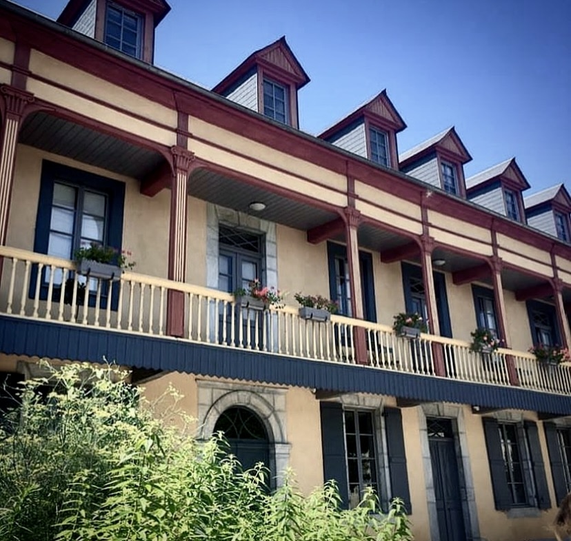 Maison d'hôtes Pouzac-Atelier JP Bouvée